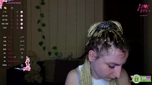 Muse_kitty_jenia on StripChat