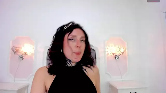 Freechat mystikdoll on StripChat