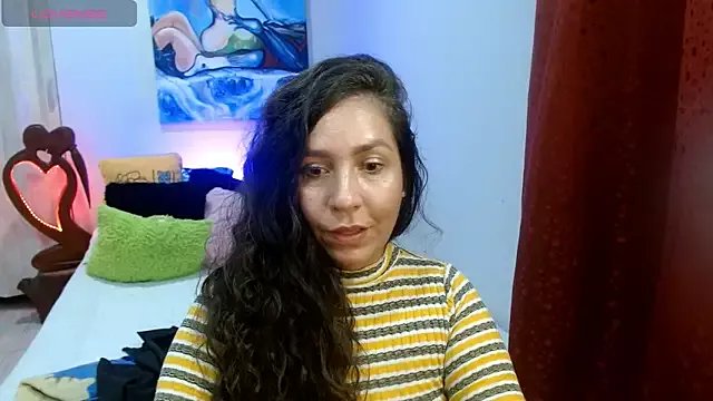 naihroby on StripChat