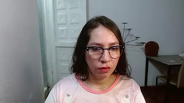 naihroby on StripChat