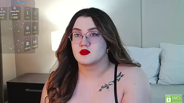 Nancy_Mooree on StripChat