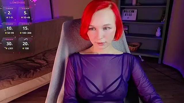 NaomiYoru on StripChat