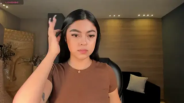 NataliaGaret on StripChat 