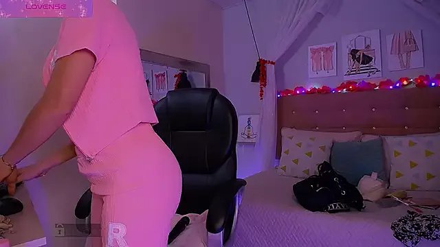 natasha__jackson on StripChat