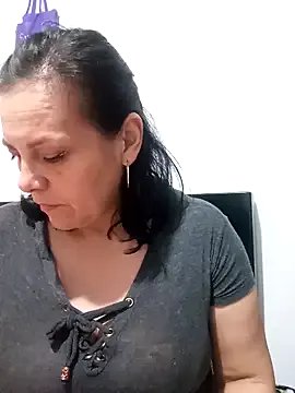 Natasha_miilf on StripChat