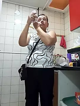 Natasha_miilf on StripChat