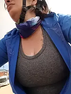 Offline NATHALIA-28_ on StripChat