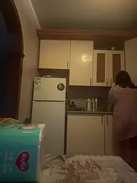 Naughtbaby_2025 on StripChat