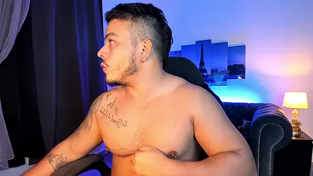 Offline Naughty_Charly on StripChat