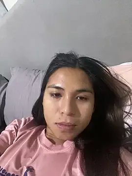 Naughty_Scarlet on StripChat