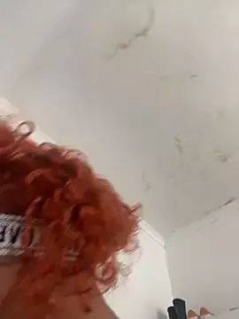 Offline NaughtyKelly28 on StripChat