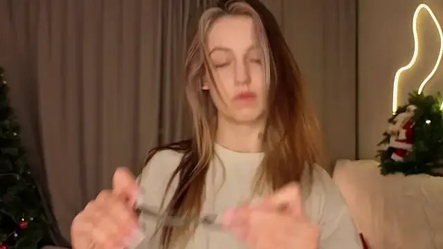 NicolaHulse on StripChat