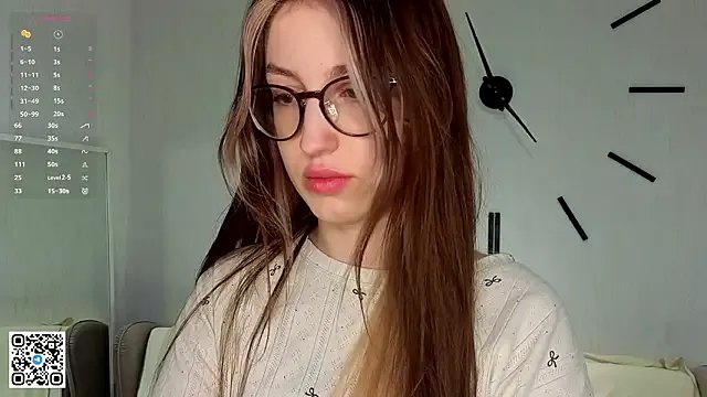 NicolaHulse on StripChat