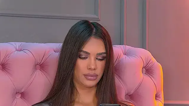 Offline Nicole_Diva on StripChat