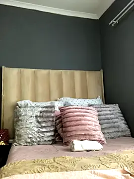 Offline Nicole_Liam_ on StripChat