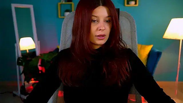 NicoleMun on StripChat