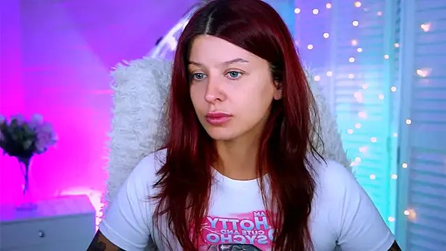 NicoleMun on StripChat