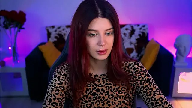 NicoleMun on StripChat