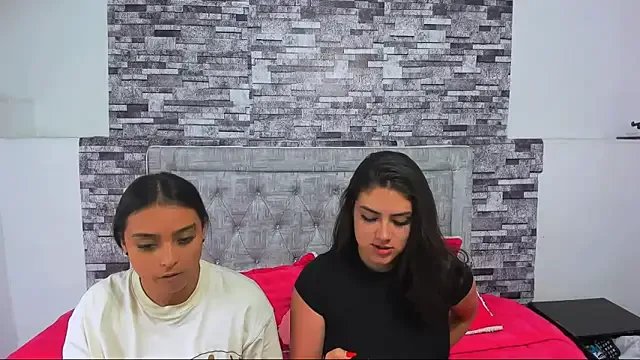 nicolexxaleja — finger in ass