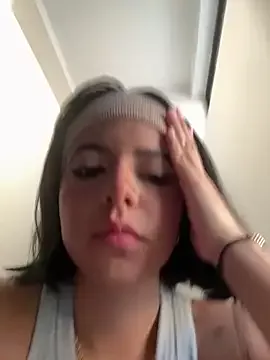 Offline NicolRoss_ on StripChat