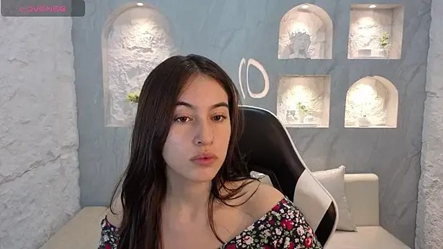 Nikka_Tx on StripChat