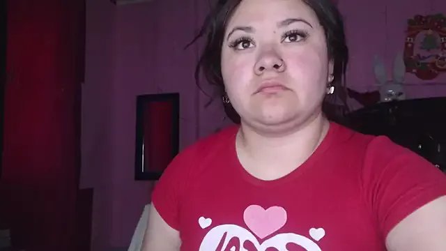 NikkiRous_ on StripChat