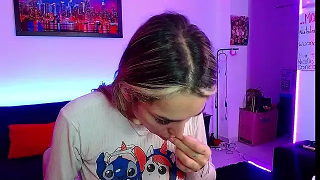 Niky_777 on StripChat