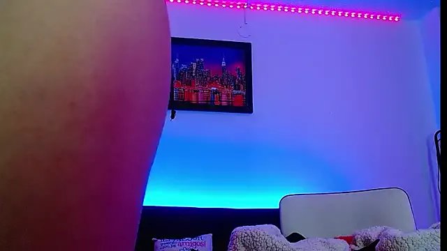 Niky_777 on StripChat