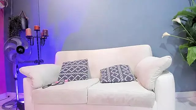 niky_doll_ on StripChat