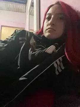 ninaa_fox on StripChat