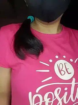 Nisha027 on StripChat