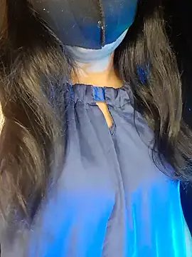 Nisha027 on StripChat