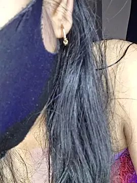 Nisha027 on StripChat