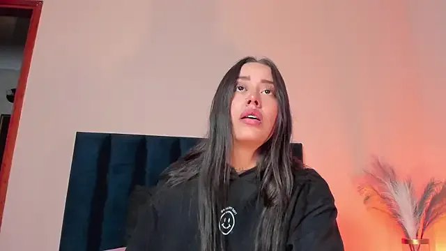 NoraDasilva on StripChat