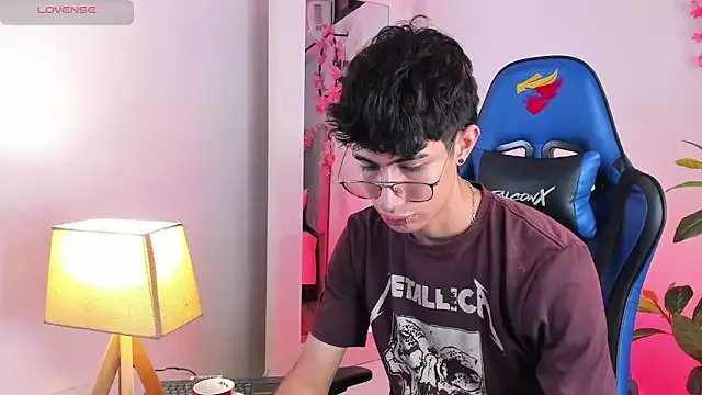 NovaaWheler on StripChat