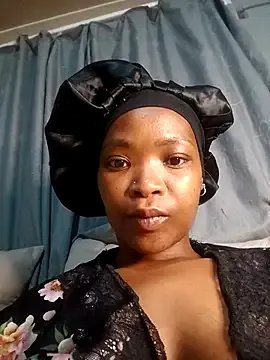 NunuBerry16 on StripChat