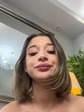 OdetteMason on StripChat