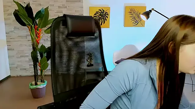 Offline OlgaPetrova on StripChat