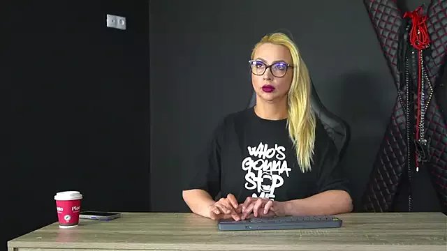 OliviaSmith on StripChat