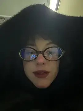 Only_April on StripChat