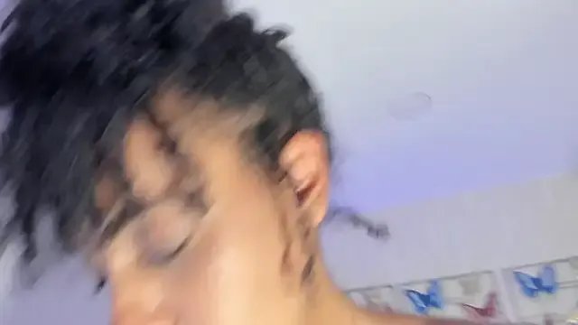 OnlyGia on StripChat