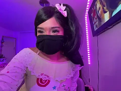 Onlypawzz on StripChat