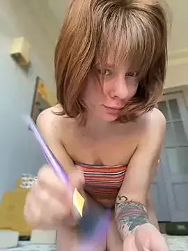 Offline Oopsfoxy on StripChat