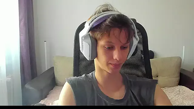 Offline Ostin_meow on StripChat