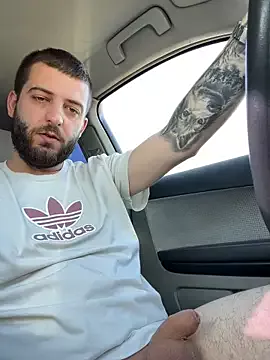 Offline Pablo_Hornyguy95 on StripChat