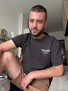 Offline Pablo_Hornyguy95 on StripChat