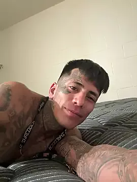 Offline Papinine6 on StripChat