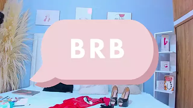 Offline Paula-Brown1 on StripChat