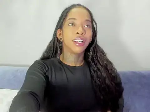 Pauline_Fox on StripChat