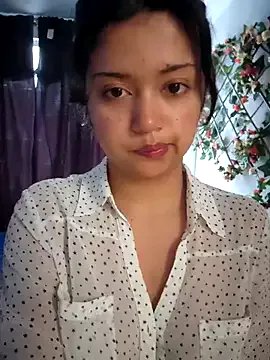 Peach_Girll on StripChat